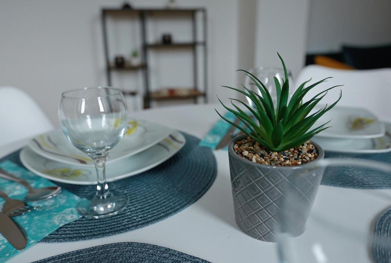 Mraz Apartment ยาโฮรินา ภายนอก รูปภาพ