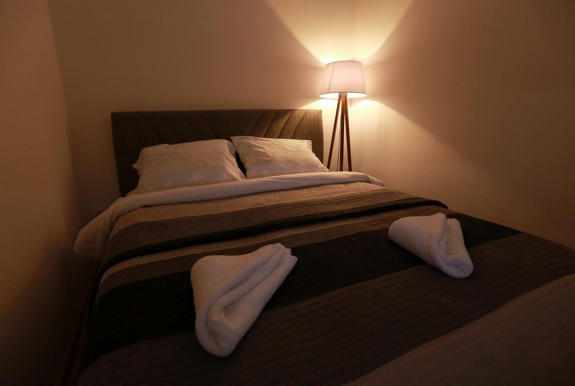 Mraz Apartment ยาโฮรินา ภายนอก รูปภาพ